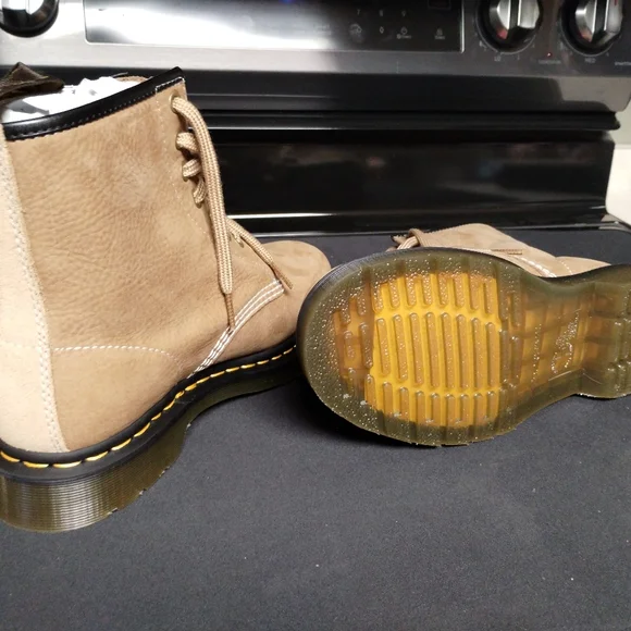 Dr. Martens 1460 - Picture 8 of 12